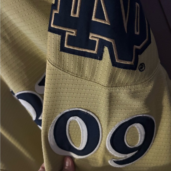 Notre Dame number 9 hockey jersey 
Xlg mens - Picture 6 of 9
